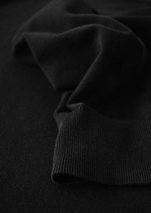 brighton 1 4zip men black closeup 1 yippenco textiles